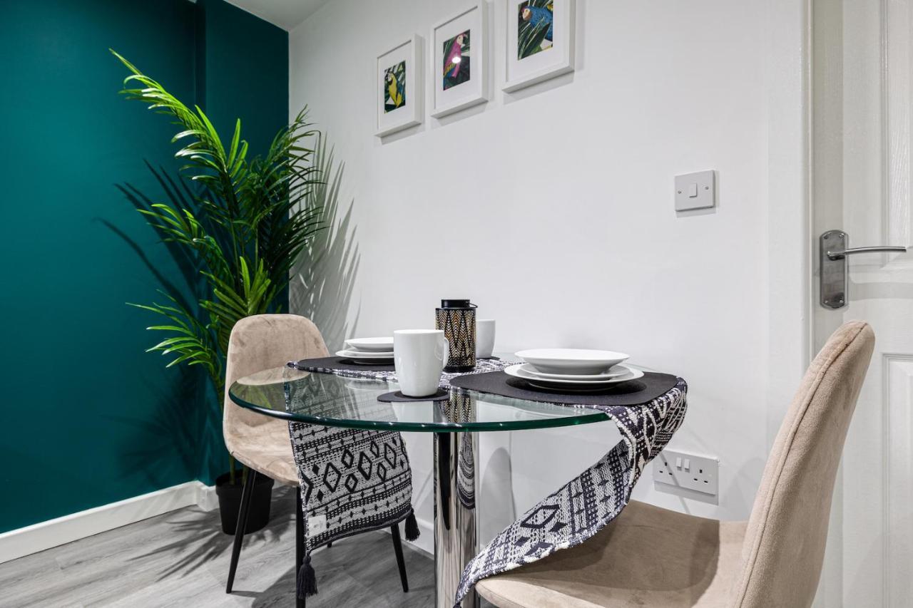 Cosy Modern Apt In Heart Of Stockport - Sleeps 4 아파트 외부 사진